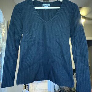 Banana Republic black merino wool and cashmere ribbed sweater